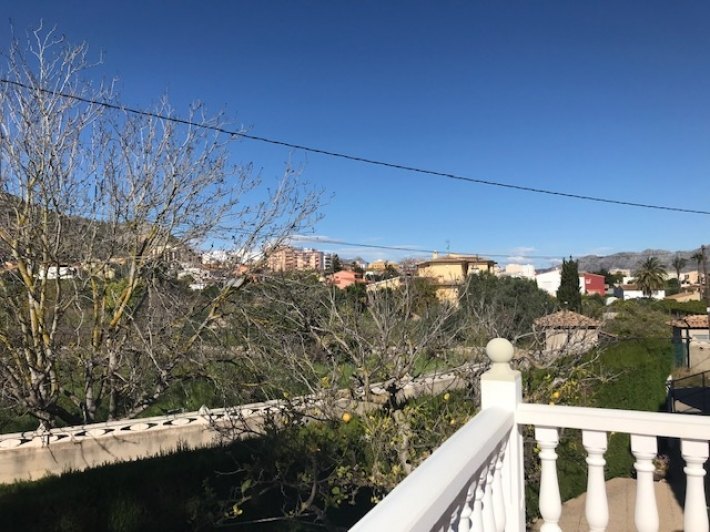 VENTA CASA DE CAMPO EN PEDREGUER