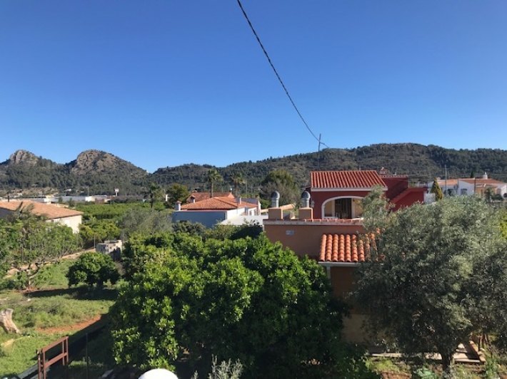 VENTA CASA DE CAMPO EN PEDREGUER