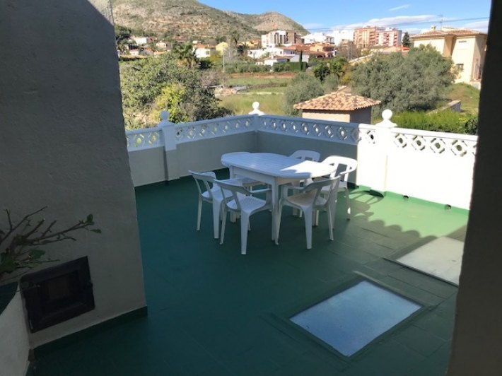 VENTA CASA DE CAMPO EN PEDREGUER