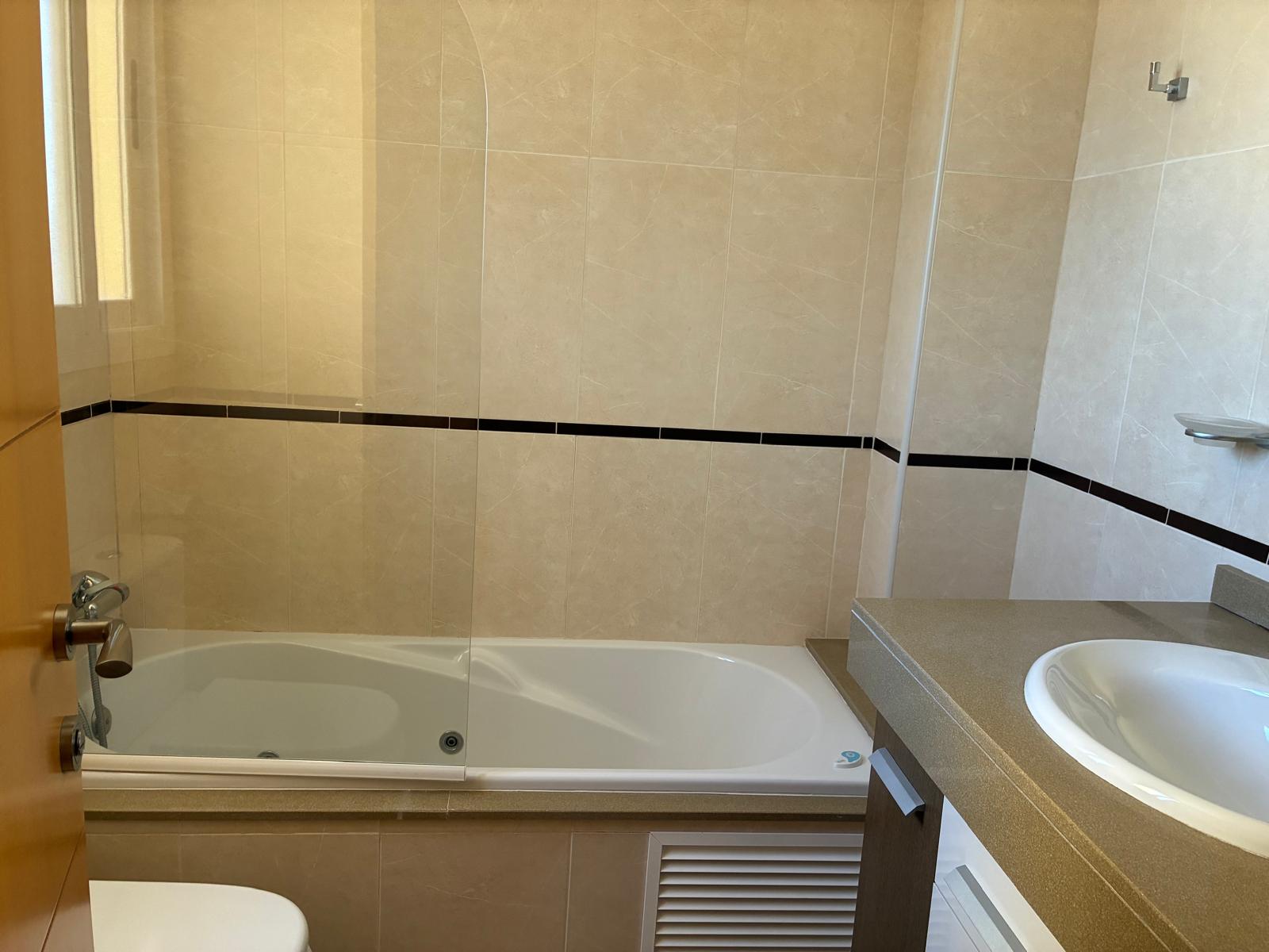 Apartamento de 2 dormitorios 1ª linea en Playa de les Marines, Denia
