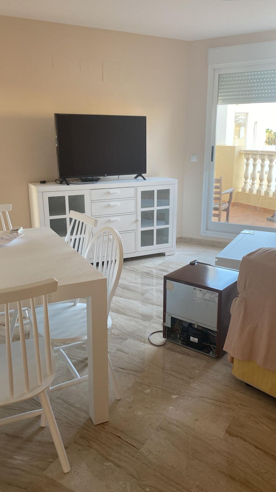 Apartamento de 2 dormitorios 1ª linea en Playa de les Marines, Denia