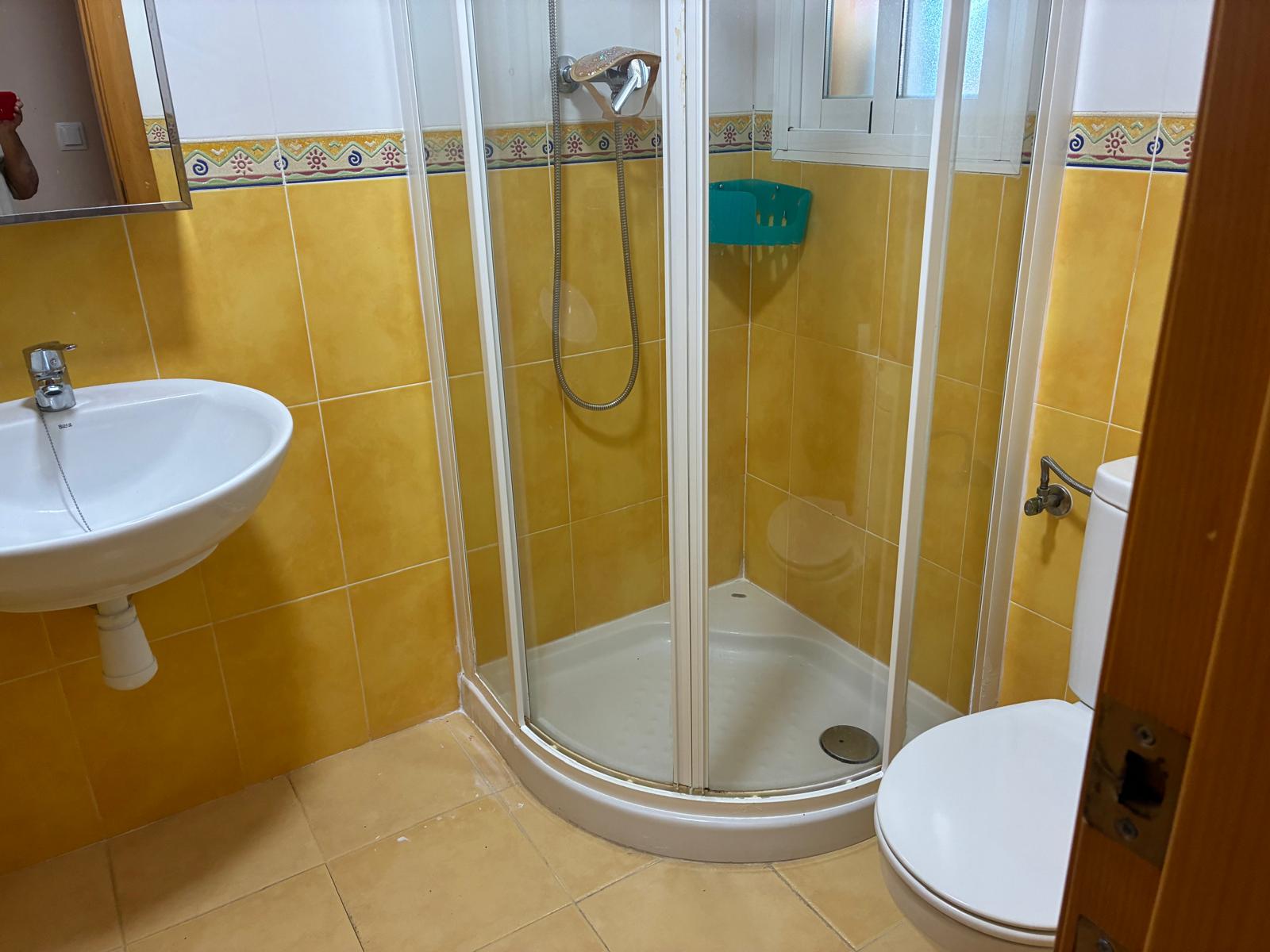 Apartamento de 2 dormitorios 1ª linea en Playa de les Marines, Denia