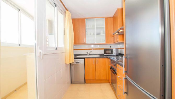 Apartamento de 2 dormitorios 1ª linea en Playa de les Marines, Denia