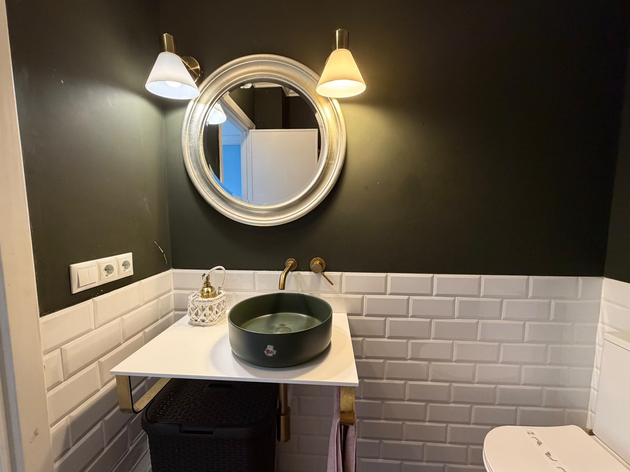 Apartamento de 2 dormitorios en 1ª línea en Denia.