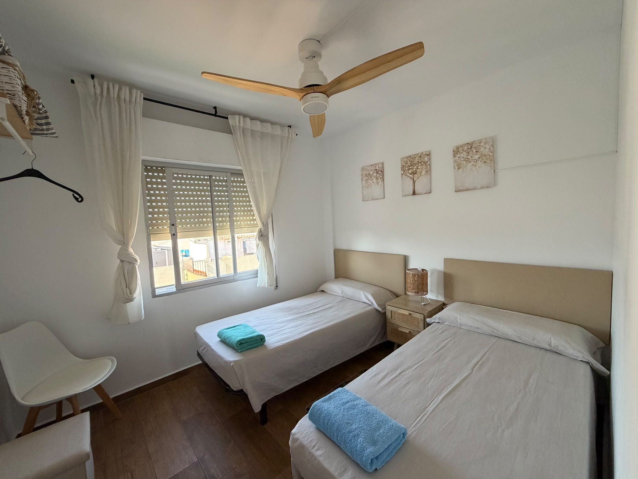 Apartamento de 2 dormitorios en 1ª línea en Denia.