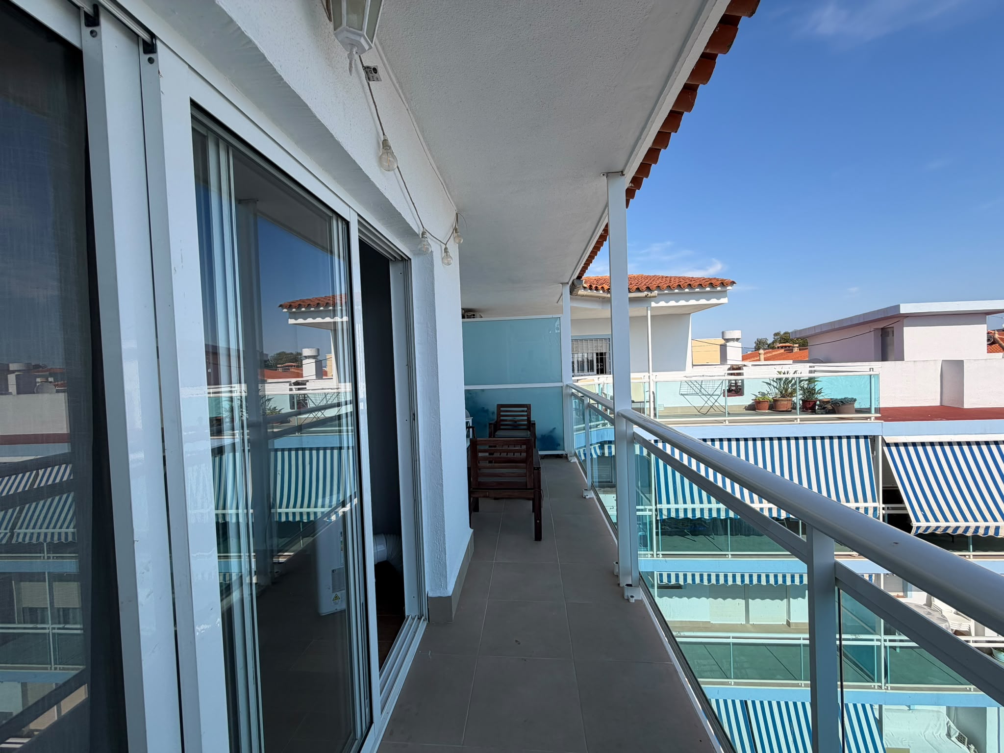 Apartamento de 2 dormitorios en 1ª línea en Denia.