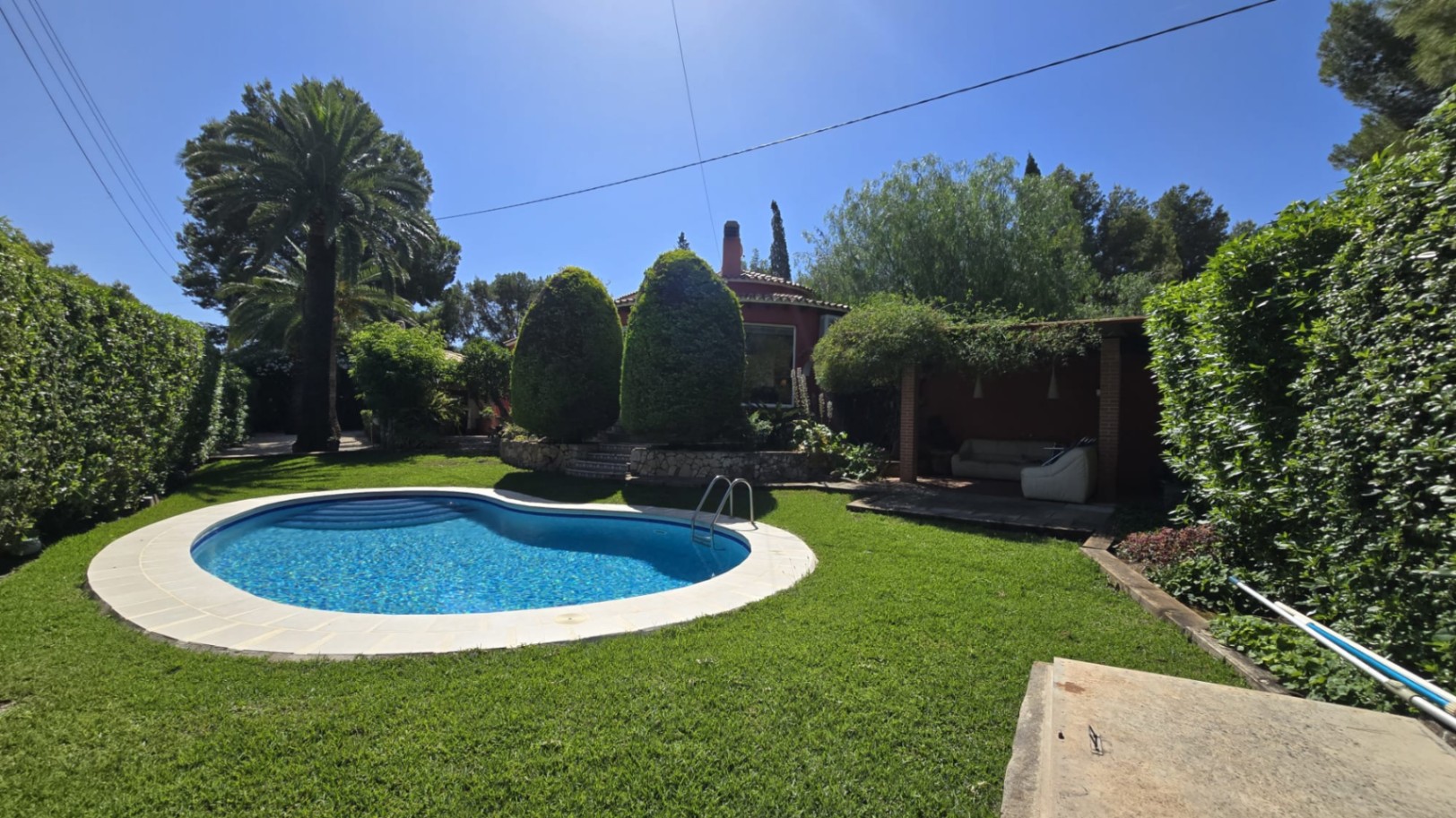 Chalet en venta en Montgó Denia con 2 dormitorios y piscina privada