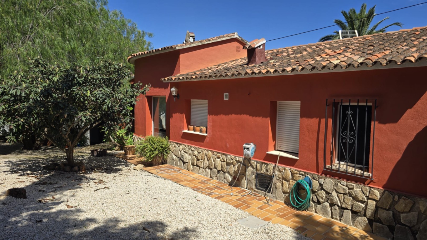 Chalet en venta en Montgó Denia con 2 dormitorios y piscina privada