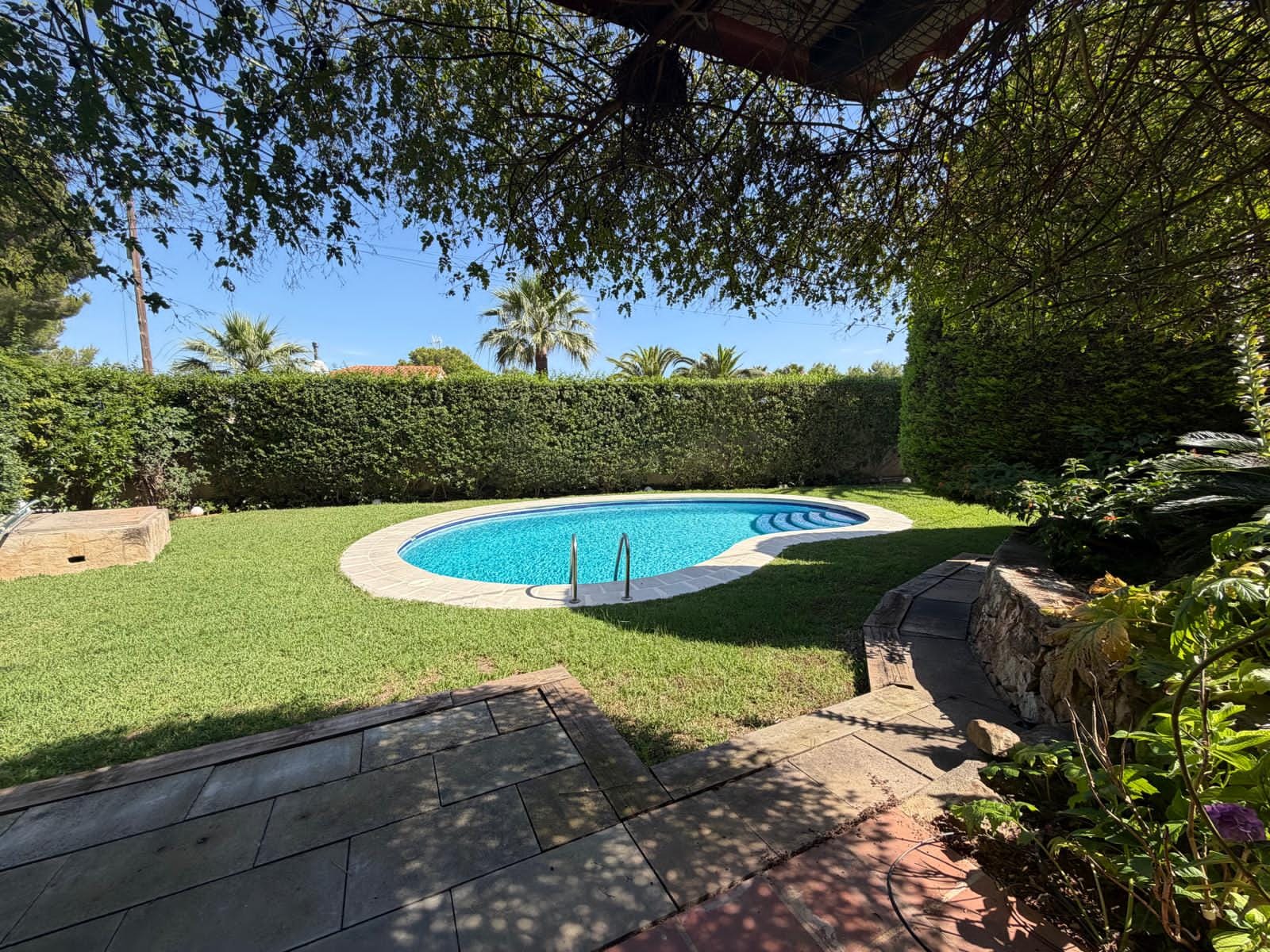 Chalet en venta en Montgó Denia con 2 dormitorios y piscina privada