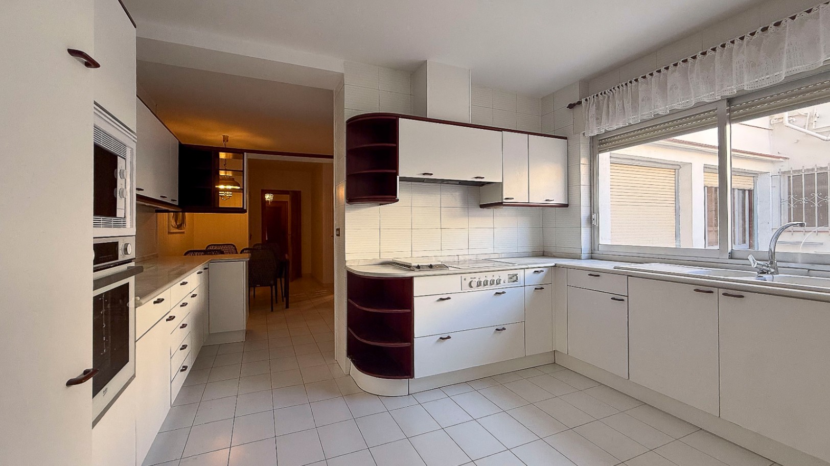 Wohnung zum Verkauf in Denia: 4 Schlafzimmer und Außenterrasse
