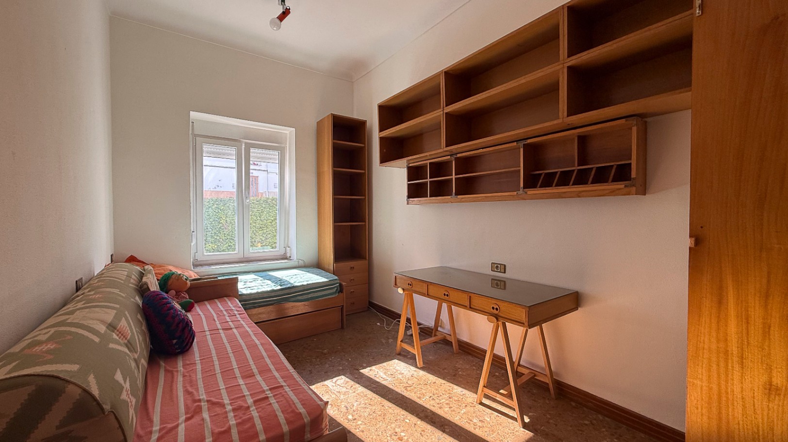 Wohnung zum Verkauf in Denia: 4 Schlafzimmer und Außenterrasse