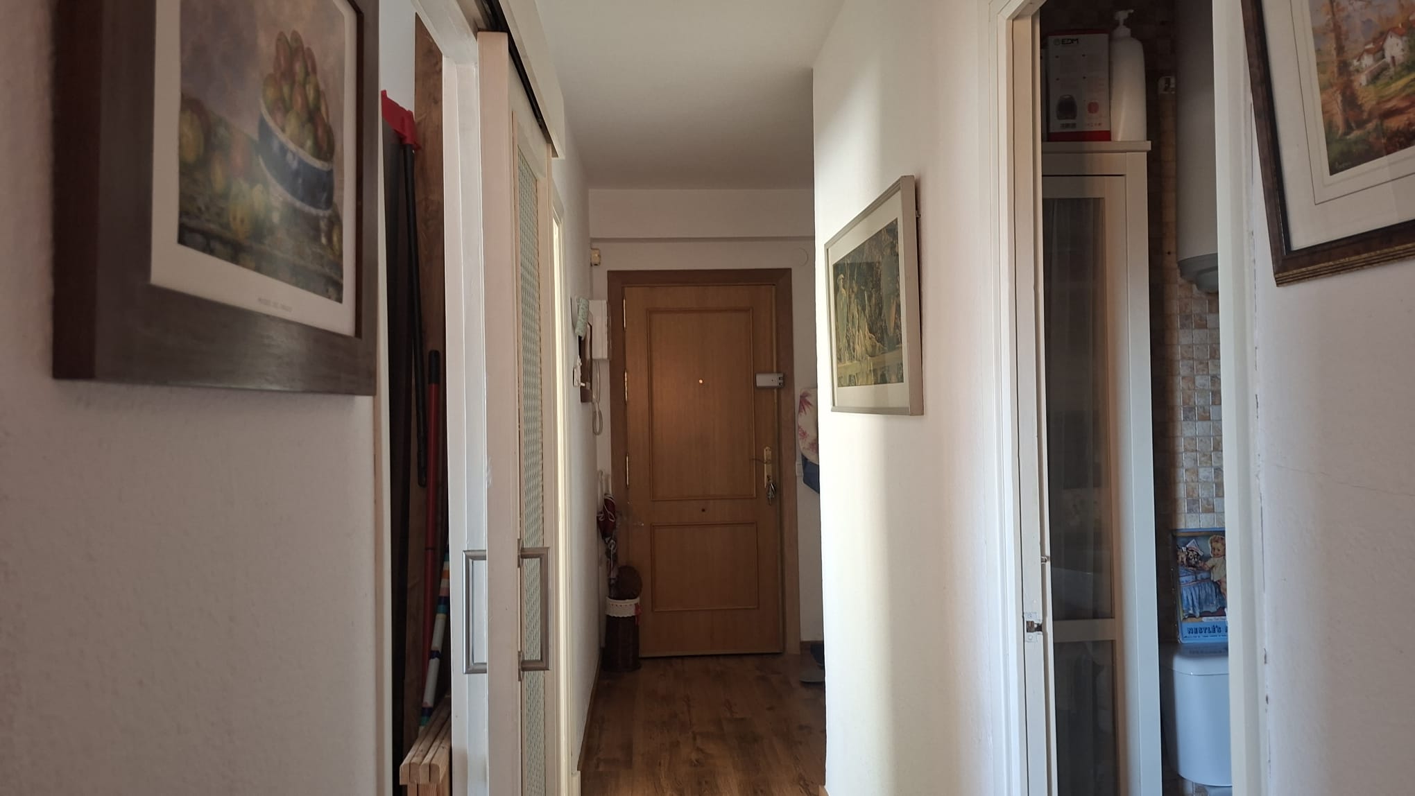 Apartamento en venta de 2 dormitorios en Denia, Alicante.