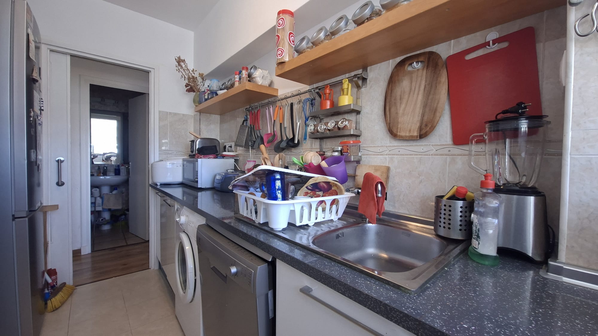 Apartamento en venta de 2 dormitorios en Denia, Alicante.