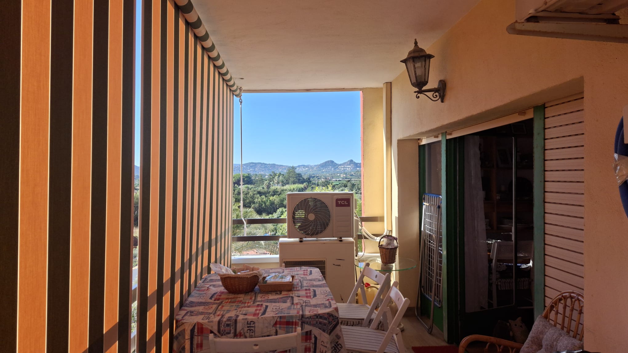 A 3734 J - Apartment for sale with 2 bedrooms in Denia, Alicante.