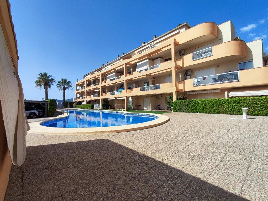 A 3738 XRO - Wohnung zum Verkauf in Denia, 1 Schlafzimmer und Gemeinschaftspool.